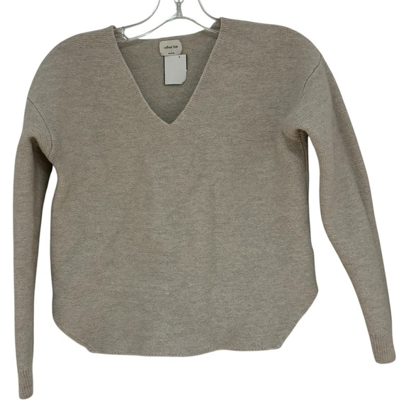 WILFRED FREE (ARITZIA) - Women’s - Long Sleeve V-Neck Wolter Sweater - Large - Picture 3 of 7